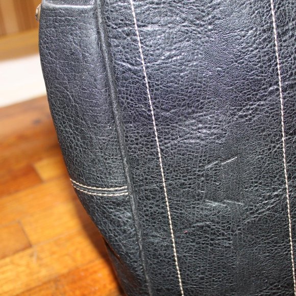 Kathy Van Zeeland Purse - Picture 10 of 10